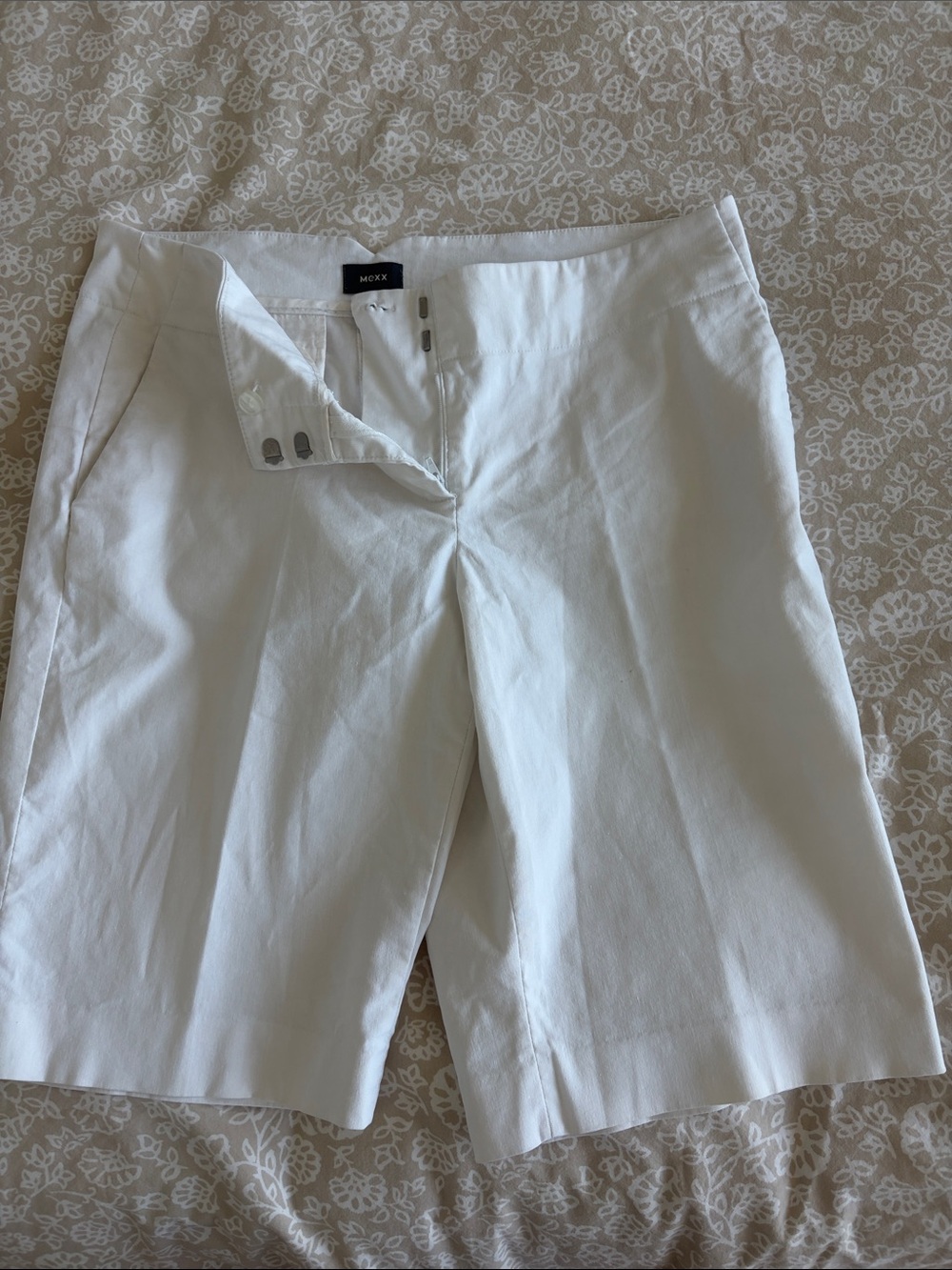 Mexx Crisp White Bermuda Shorts